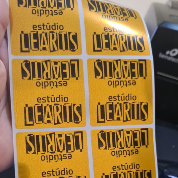 Adesivo Quadrado 5cm Metalizado Dourado – Lacre com Logomarca