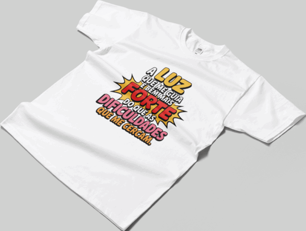 Camisa T-sthirt Luz que me Guia - branca