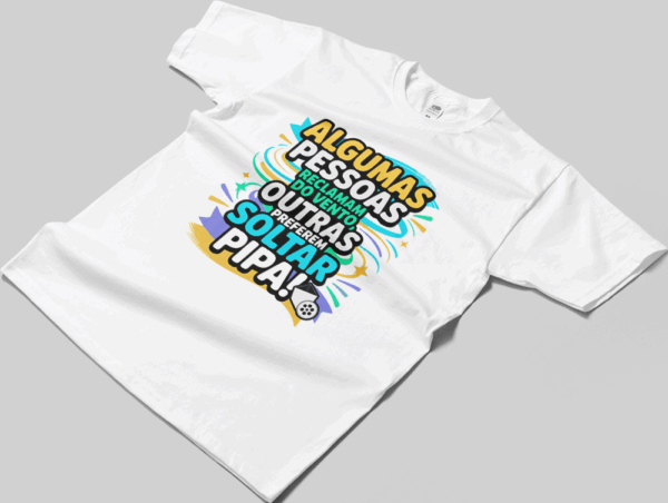 Camisa T-sthirt Soltar Pipa - branca